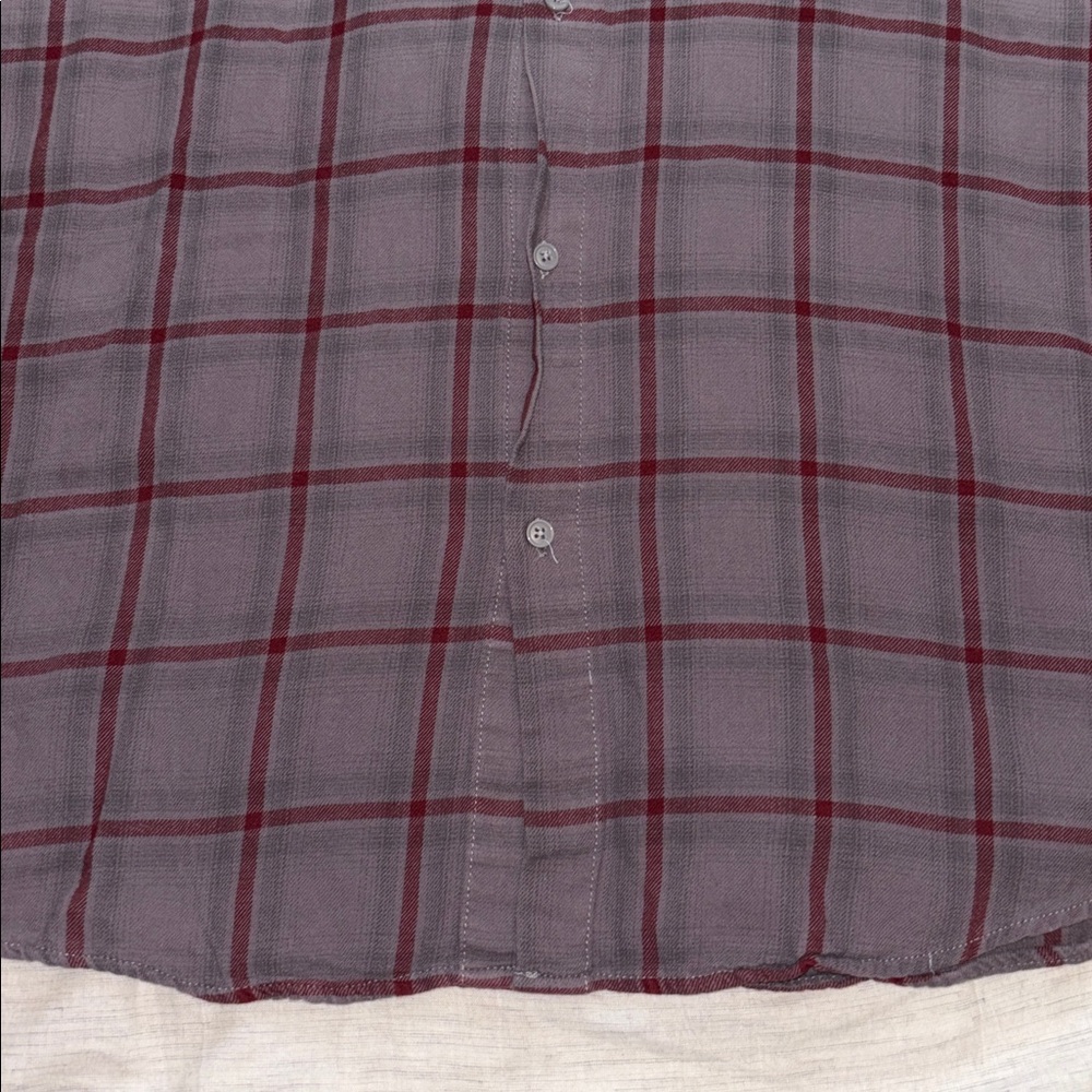 Forever 21 Gray and Red Plaid Shirt Men’s Size Large - Picture 5 of 5